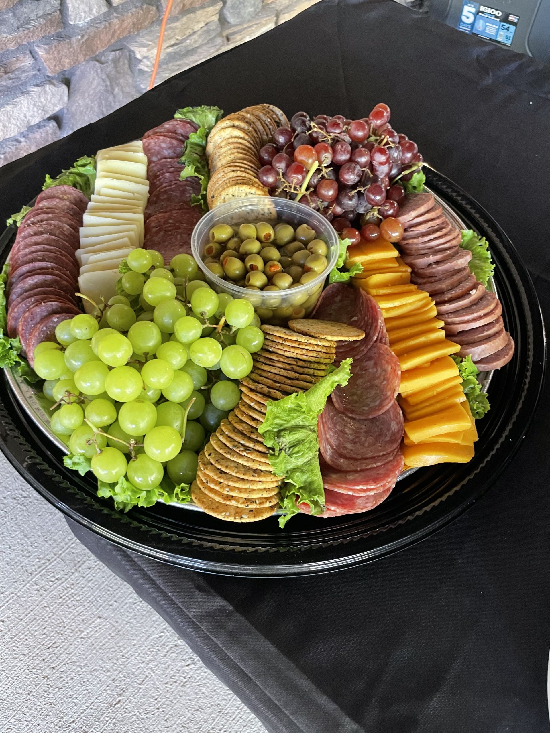 Locking Horns Riverside Restaurant Horseshoe Bend, ID Family Friendly Restaurant